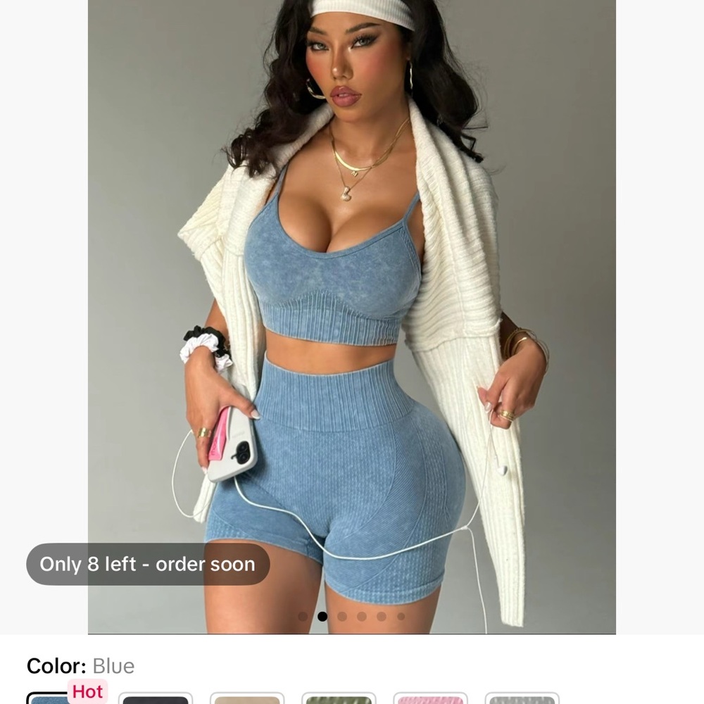 Blue Ribbed shorts - Picture 2 of 3